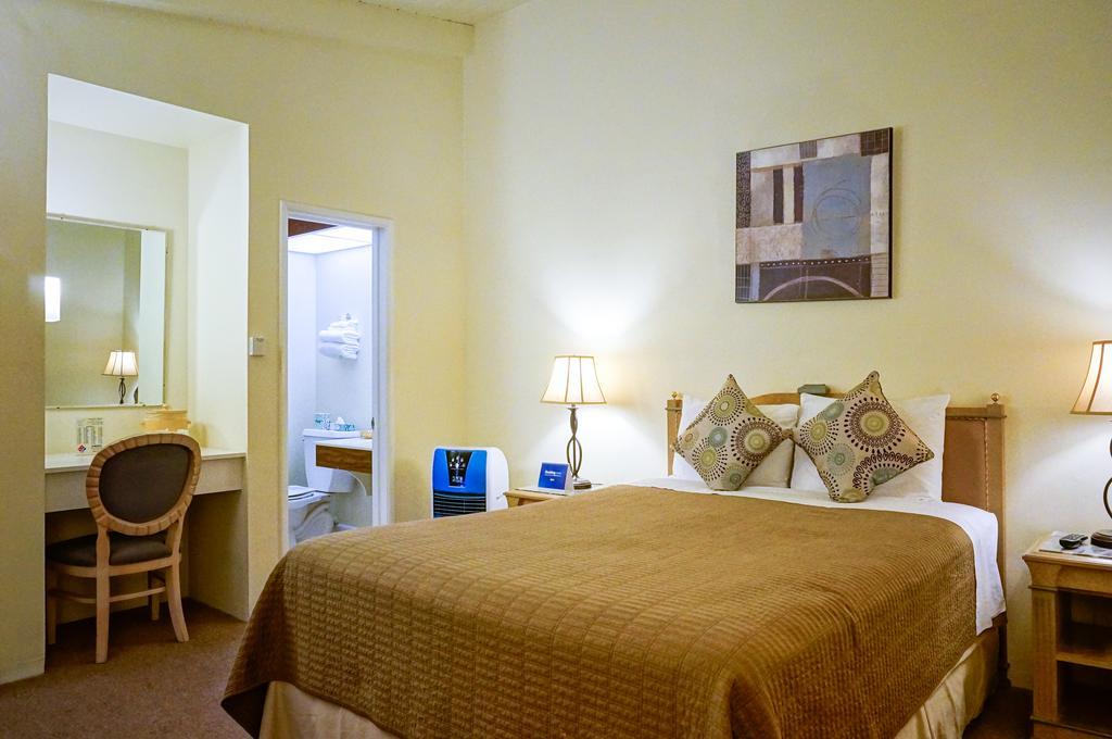 Pacific Crest Hotel Santa Barbara Oda fotoğraf