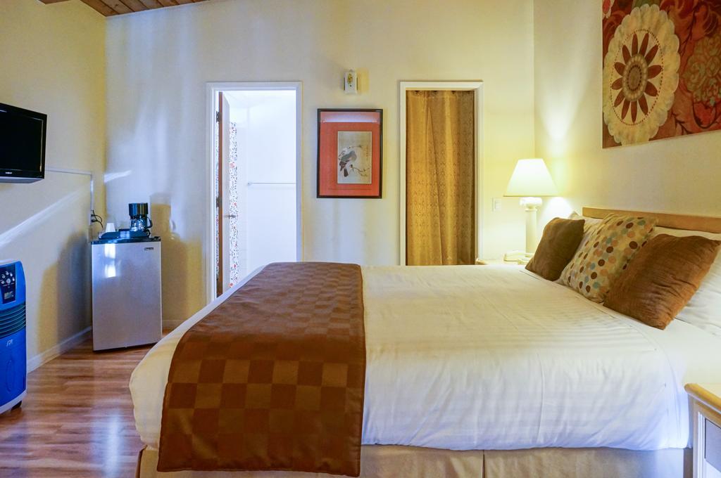 Pacific Crest Hotel Santa Barbara Oda fotoğraf